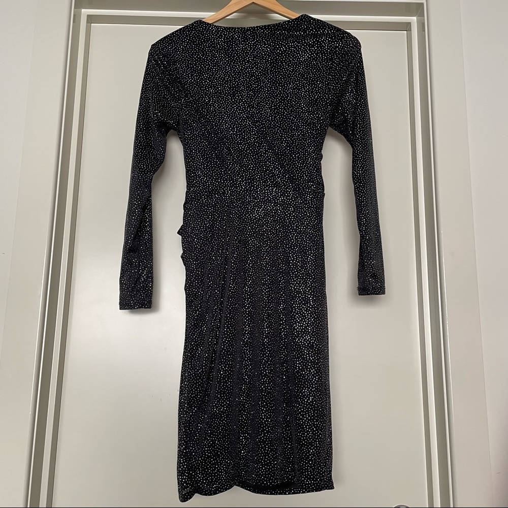 ⭐️HOST PICK 🤩NEW Black Glitter Bodycon Dress 🖤 -Twist knot gathered🪩 - Picture 4 of 10